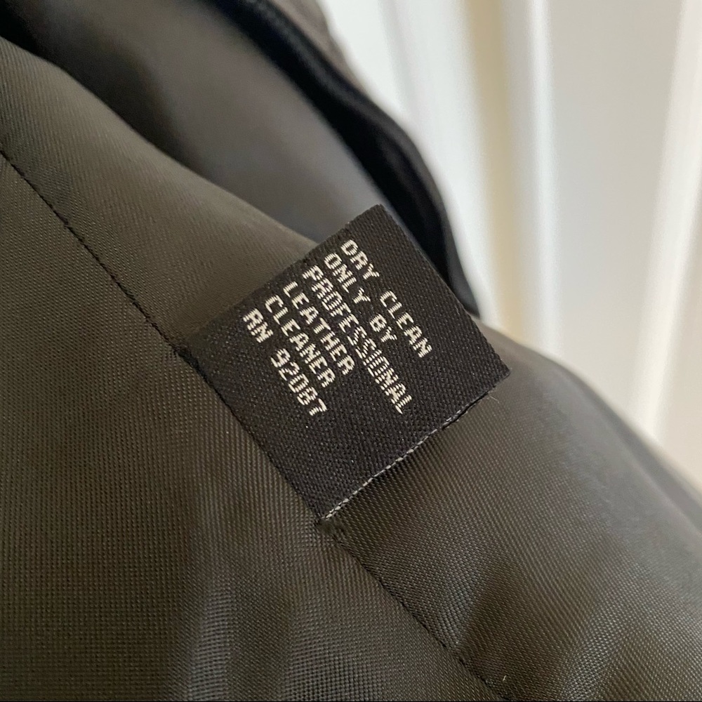 Saks Fifth Avenue Black Leather Jacket XL - Picture 3 of 8